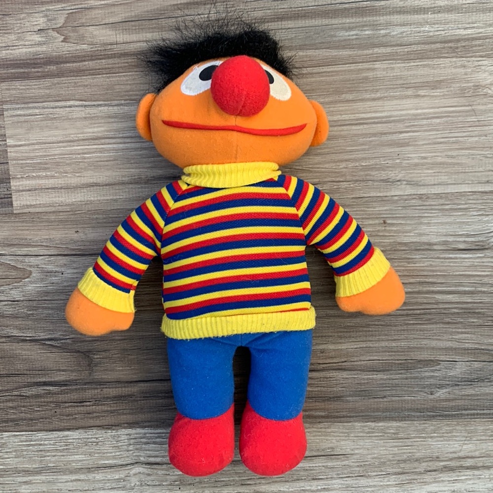 Ernie Muppet Doll Sesame Street PBS Playskool Hasbro 1990s Vintage Collectible
